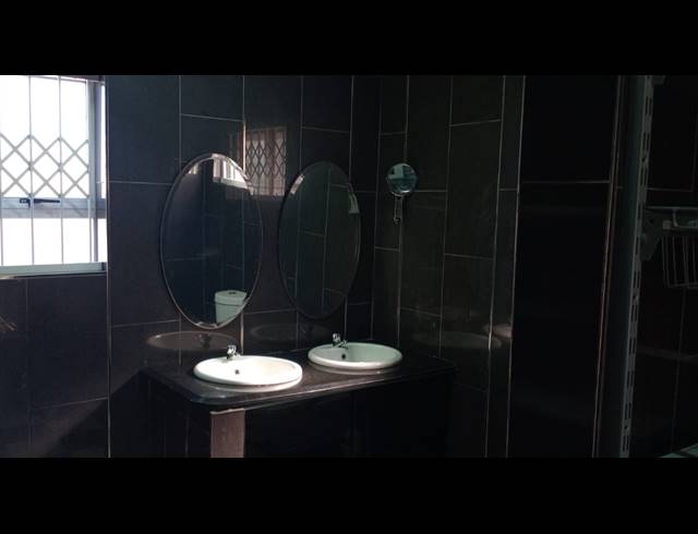 4 BEDROOM HOUSE FOR SALE IN MALVERN